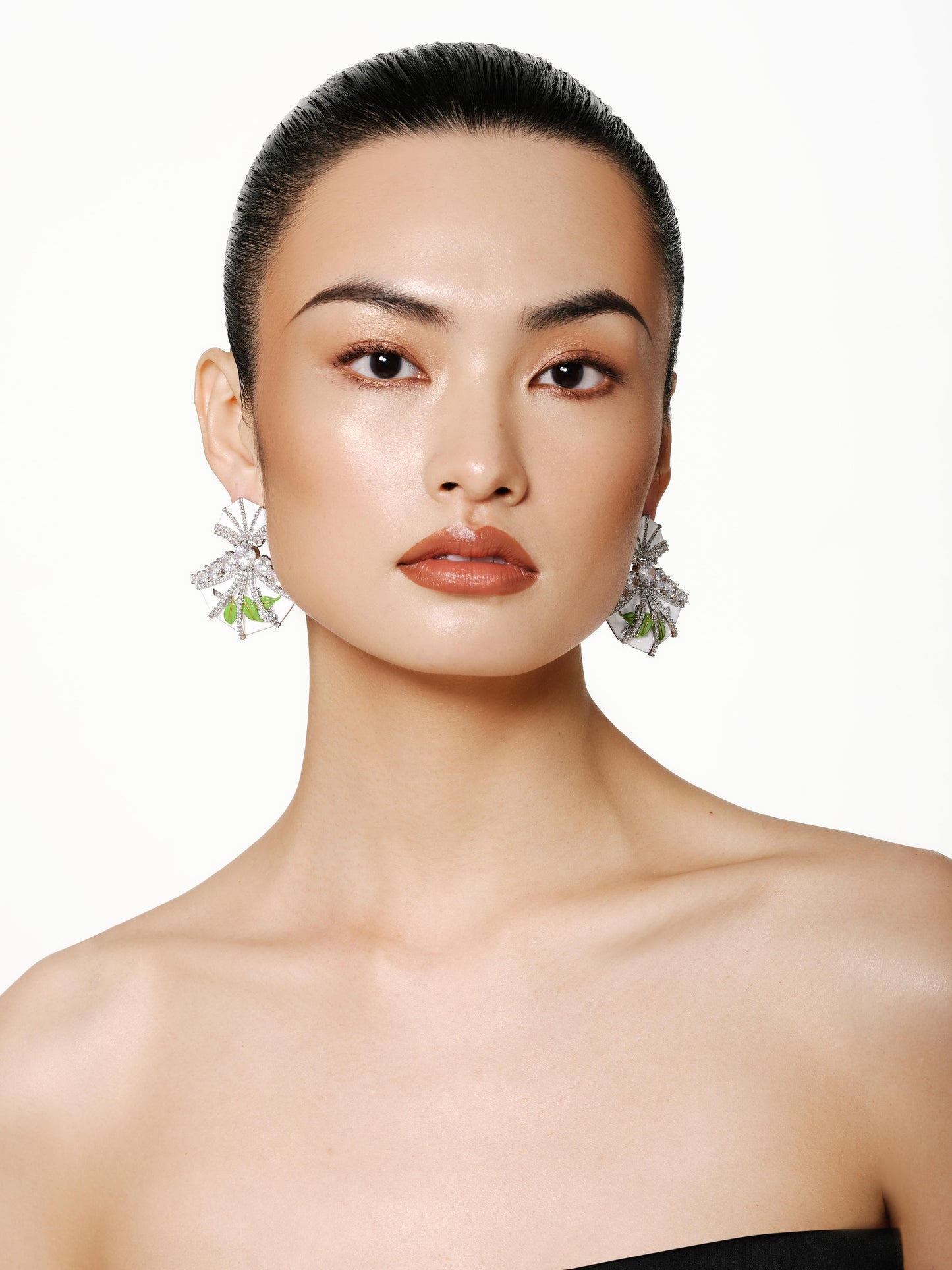 White Fan-shaped Enamel Adorned Vine Crystal Earrings