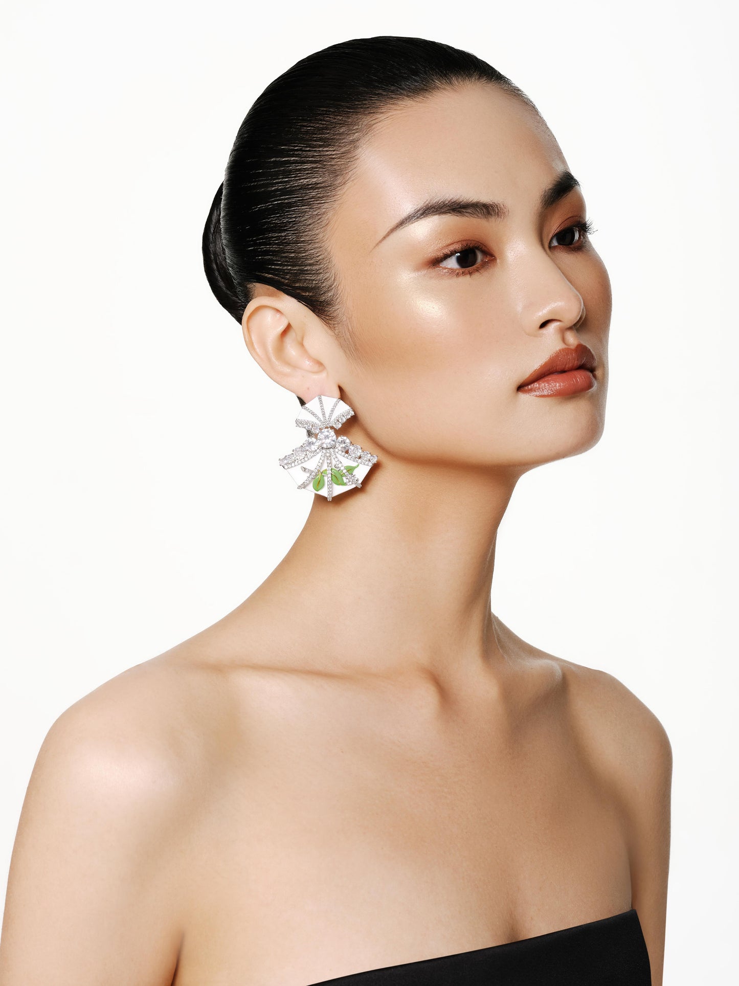 White Fan-shaped Enamel Adorned Vine Crystal Earrings