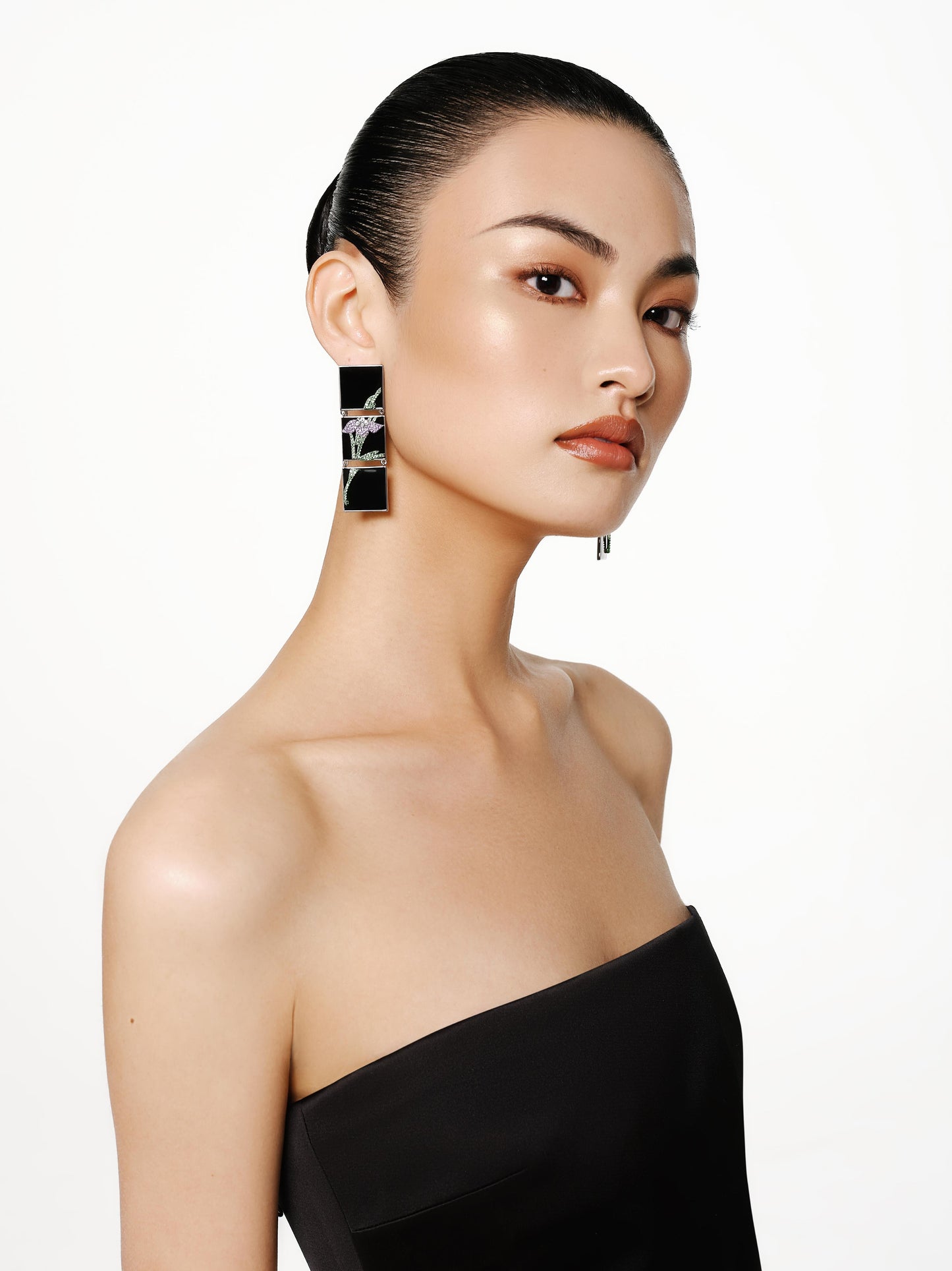 Three-screen Black Enamel Crystal Orchid Earrings